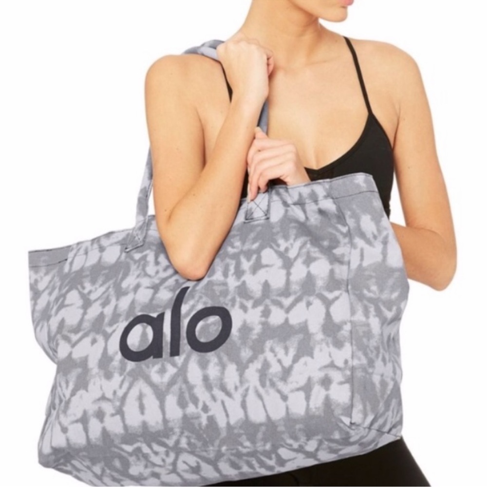 ALO YOGA Shopper Tote - Grey Tiedye